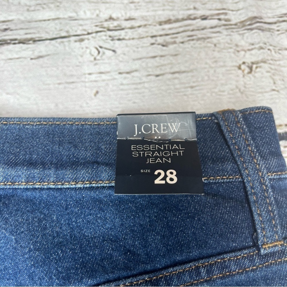 NWT J. Crew Factory Essential Straight Jeans Size 28 - Picture 3 of 6